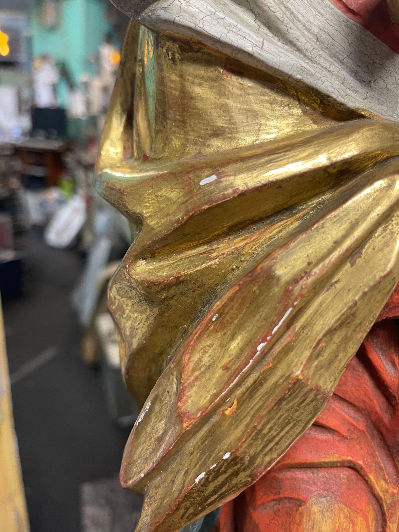 Madonna mit Kind geschnitzt Holz 60 cm farbig gefasst Blattgold Süddeutschland