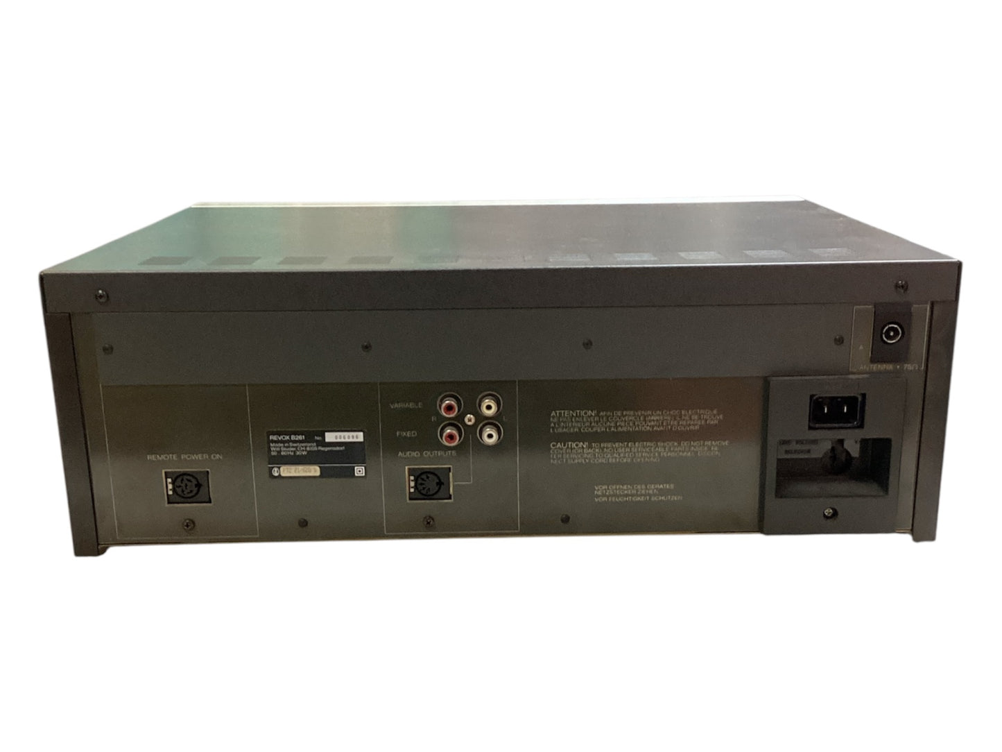 ReVox B261 Synthesizer FM Tuner HighEnd Vintage getestet