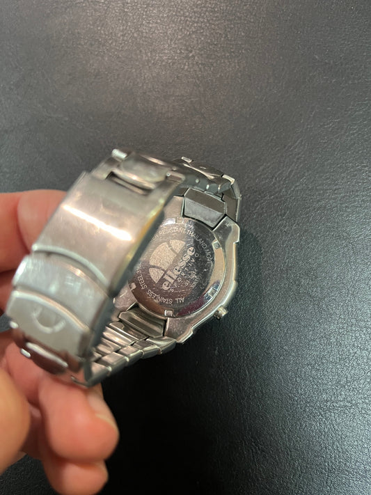 Ellesse Sportive Armbanduhr Quarz Edelstahl blaues Zifferblatt Datum