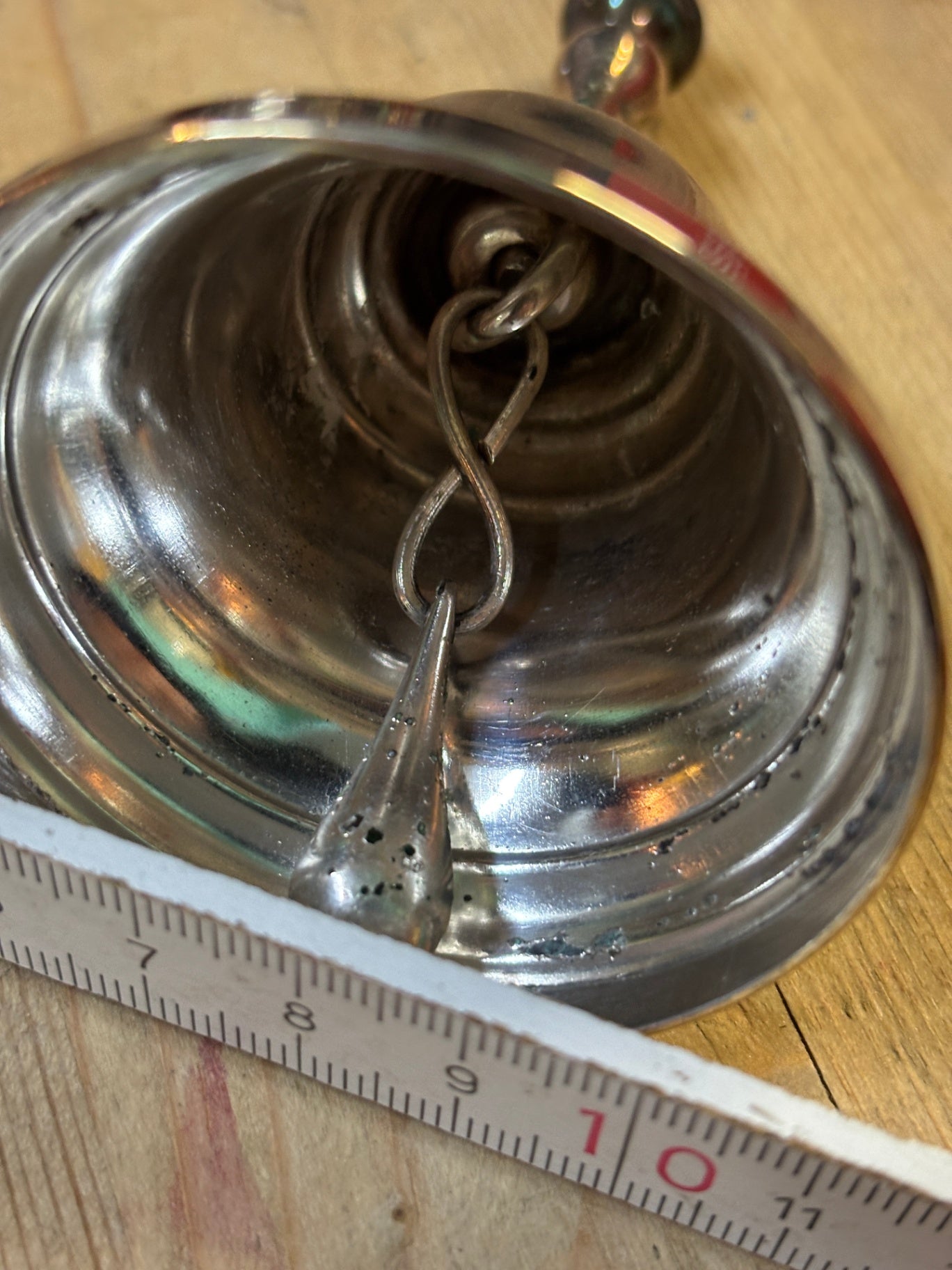 Versilbertes Tischglöckchen Glocke Höhe ca. 10 cm