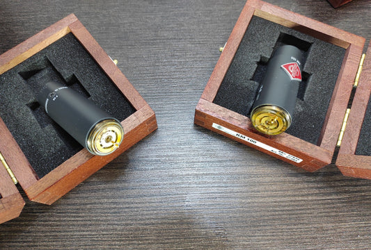 Neumann KM 143 Stereo Mikrofon-Set KM100 AK43 Holzetui