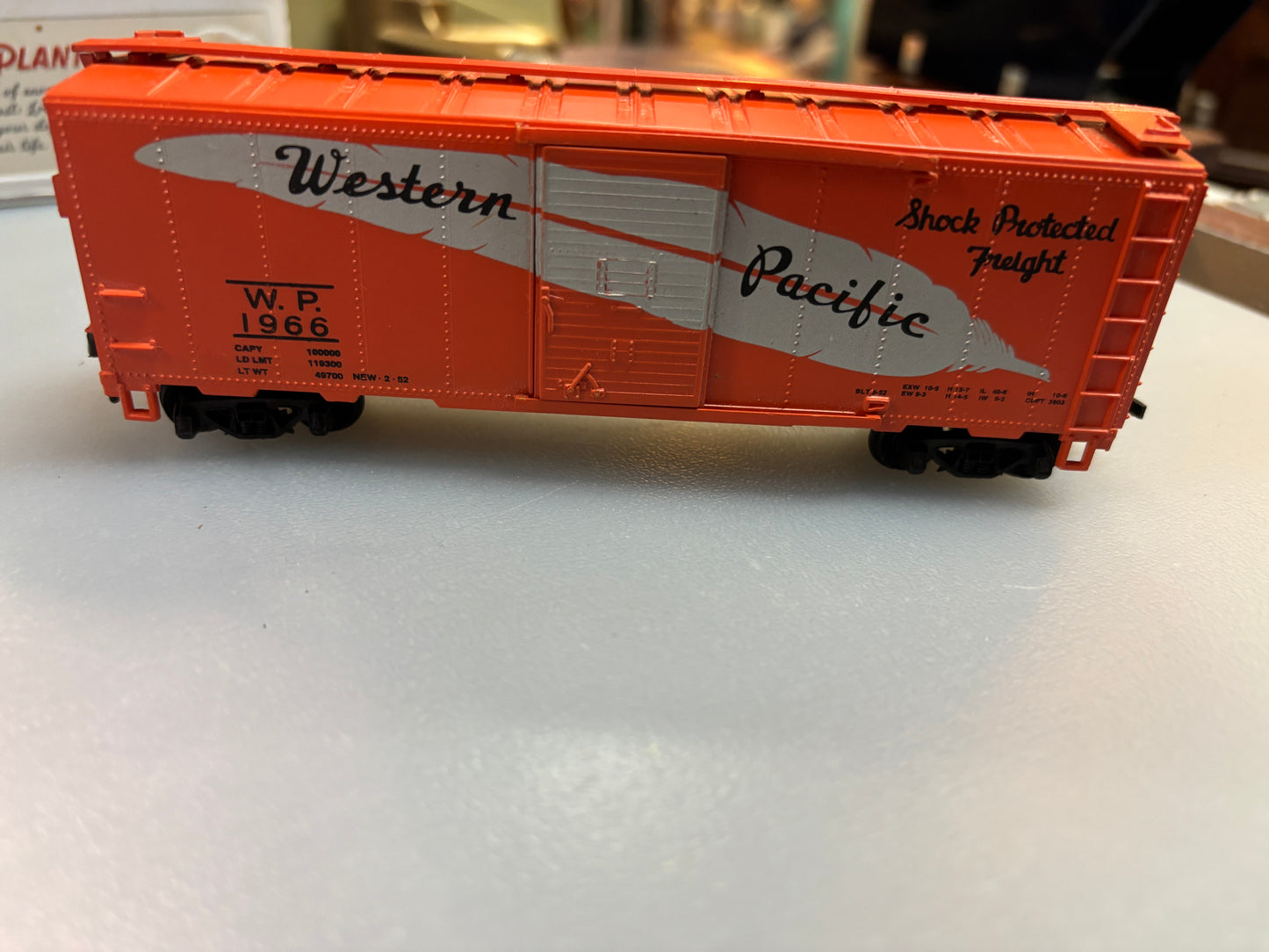 H0 Güterwagen „Western Pacific“ – US Boxcar Orange – Modelleisenbahn