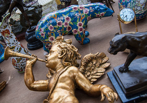 Figuren, Skulpturen & Statuen