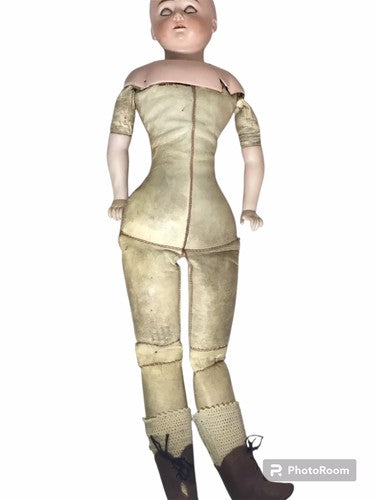 Antike Bisque-Puppe / Porzellankopf – Ledertorso – Kompositionsglieder