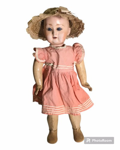 Alte Massepuppe – 45 cm – mit Schlafaugen und Originalkleidung