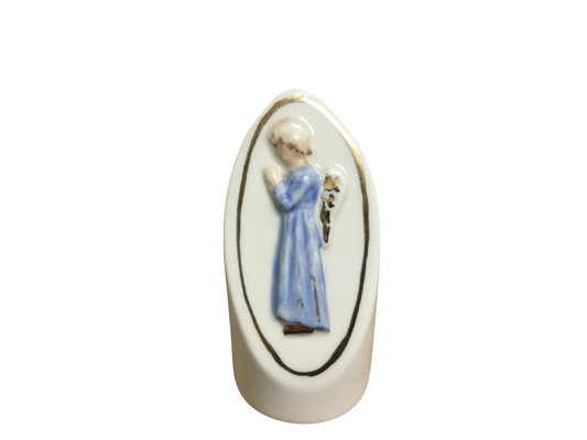 Porzellanfigur mit Engelmotiv