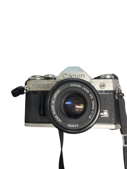 Canon AE-1 mit Canon FD 50mm 1:1.8 – ungeprüft – für  Sammler
