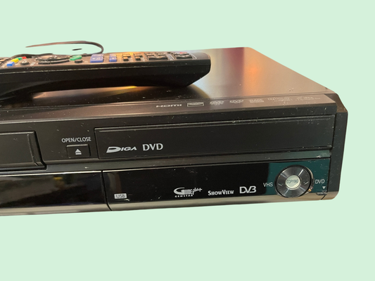 Panasonic DMR-EZ49V DVD/VHS-Kombigerät – voll funktionsfähig