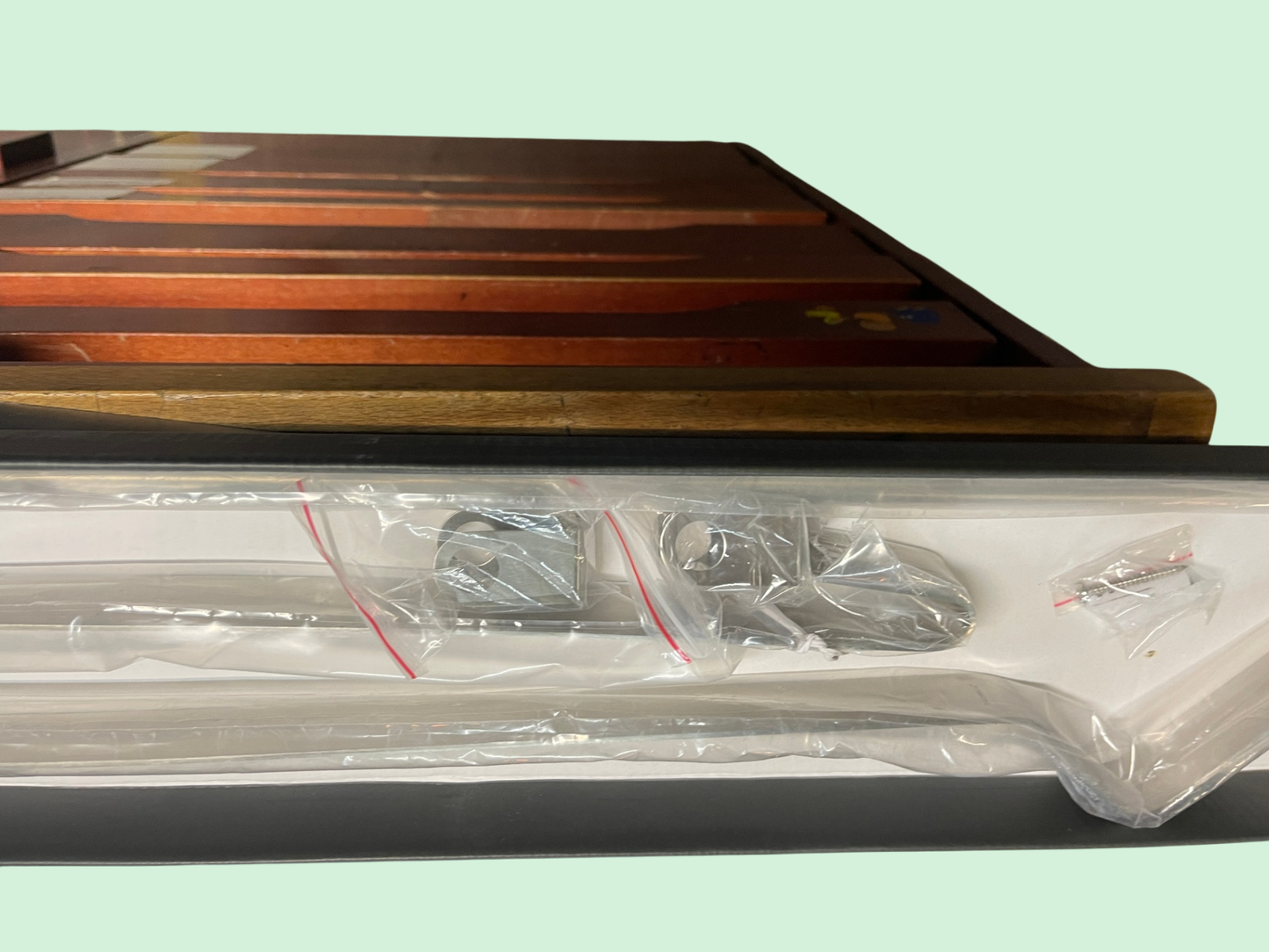 Blomus GEMEO Wandkerzenleiste – Design Flöz Design – Edelstahl – 118 × 90 cm