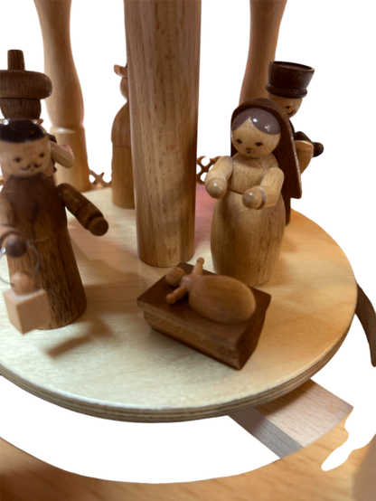 Erzgebirgische Weihnachtspyramide KWO – 2-stöckig – Holz natur – Handarbeit – Made in Germany