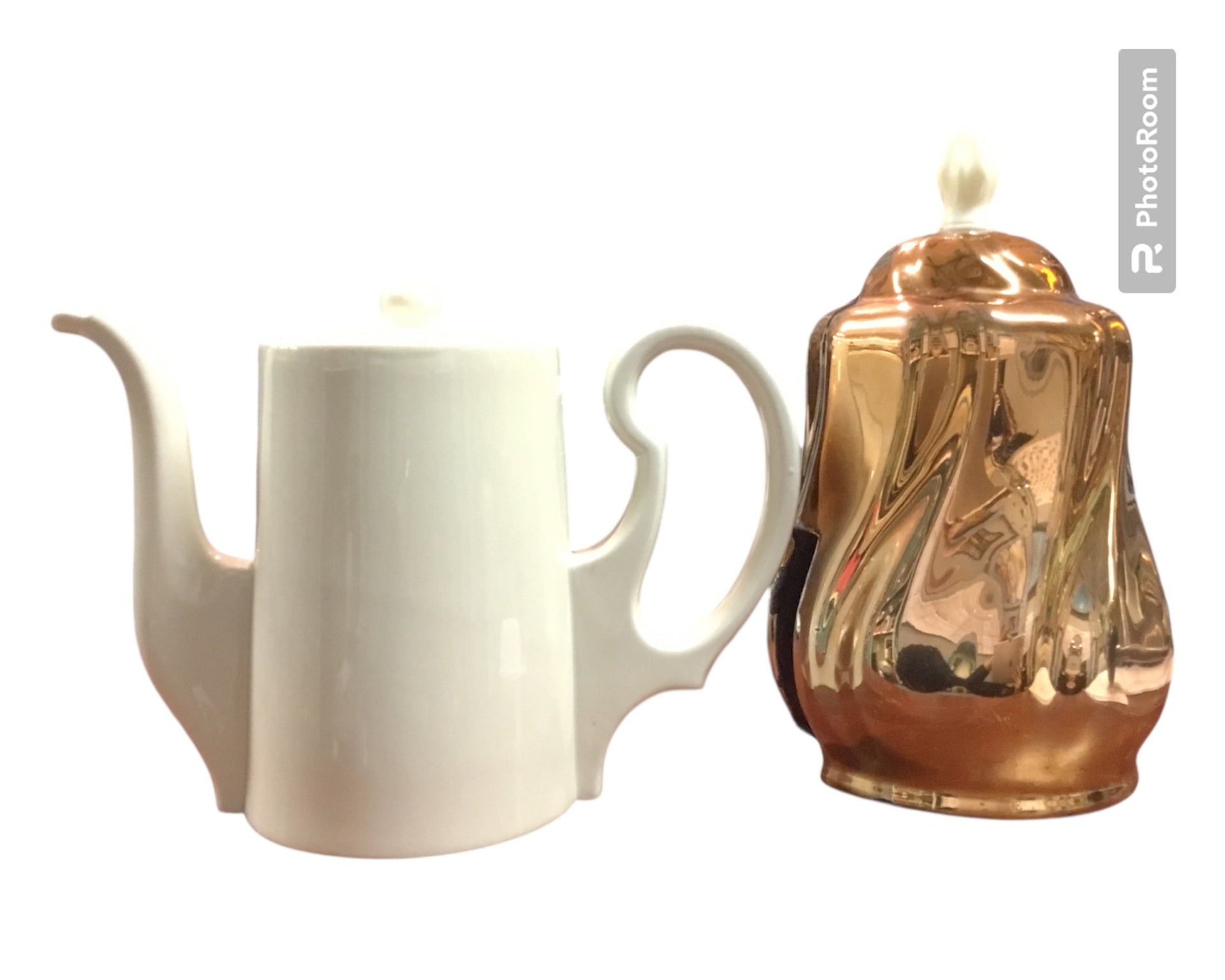 Vintage Warmhaltekanne mit Haube – Porzellan, weiß mit Metallglanz