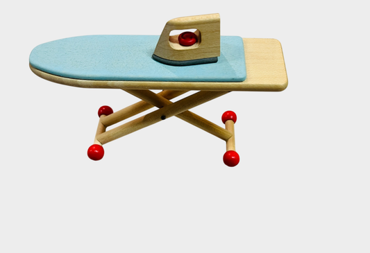 Bodo Hennig Puppenhaus Bügelbrett mit Bügeleisen – Holz – Maßstab 1:12