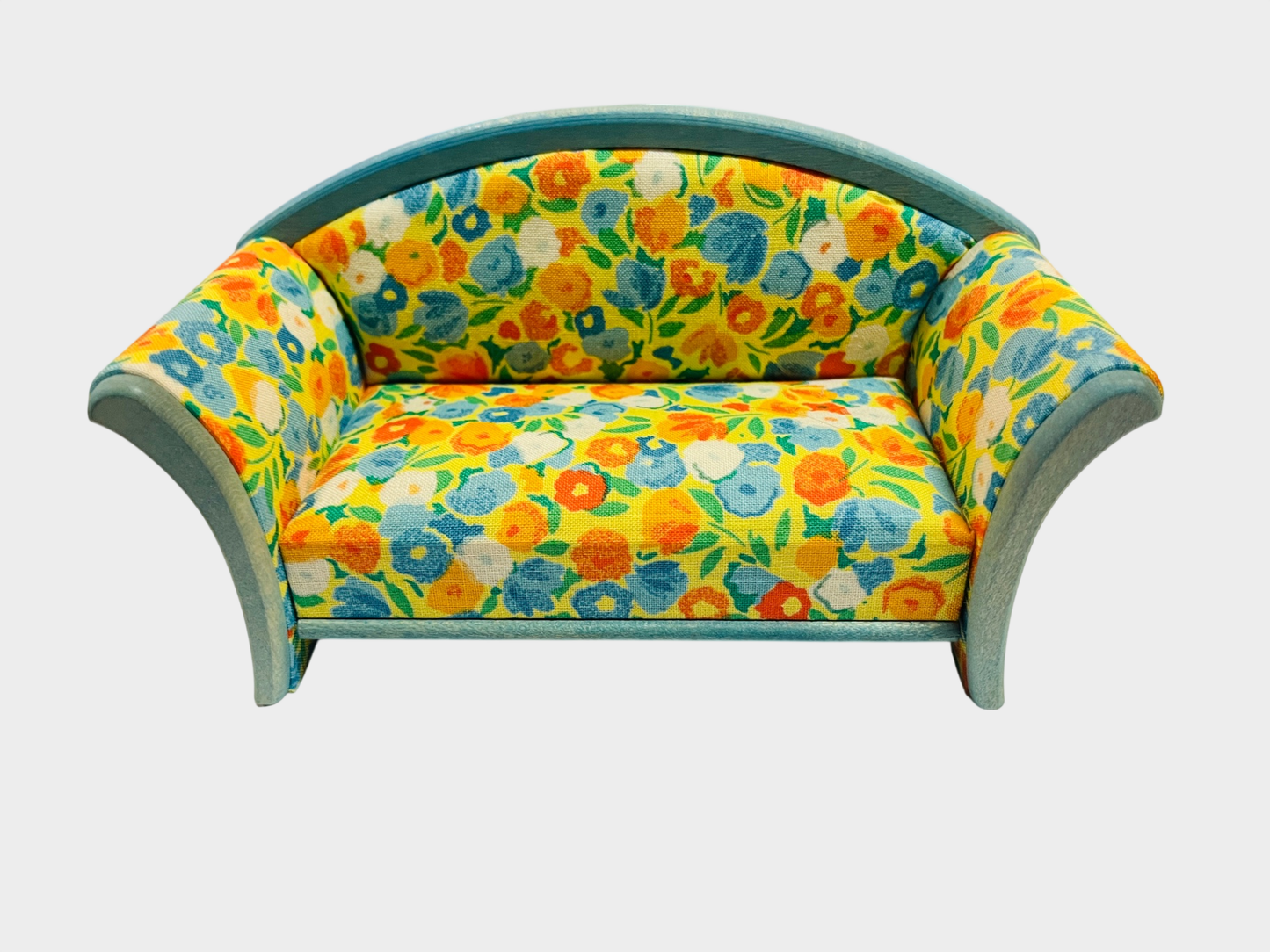Bodo Hennig Puppenhaus Couch Sofa 1:12 aus Holz mit floralem Stoffbezug