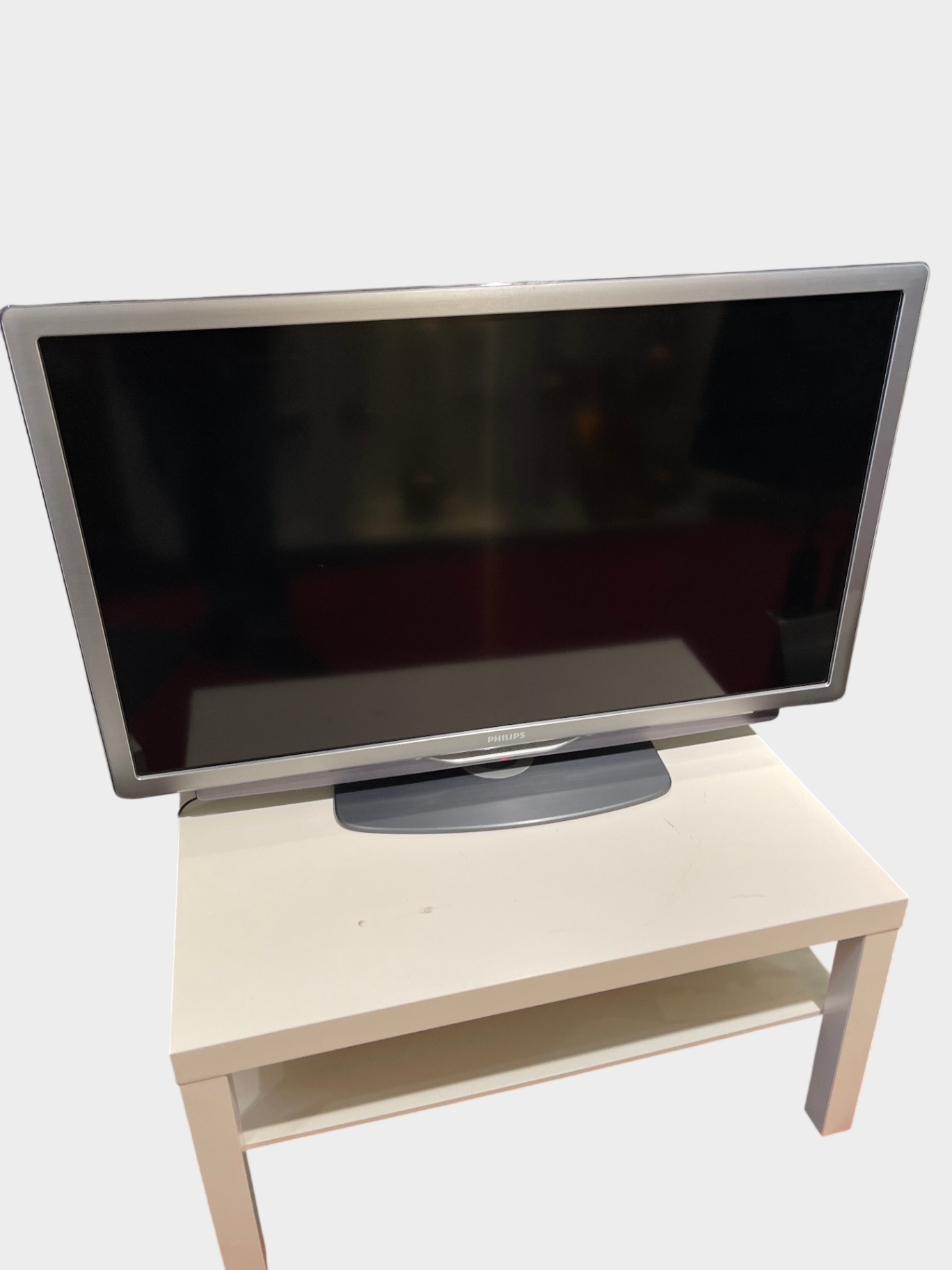 Philips LCD Fernseher mit Fernbedienung voll funktionsfähig