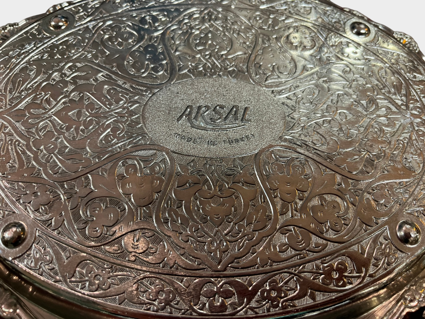 ARSAL Kaffeeset Tablett 2 Tassen Untertassen Metall Porzellan Türkei