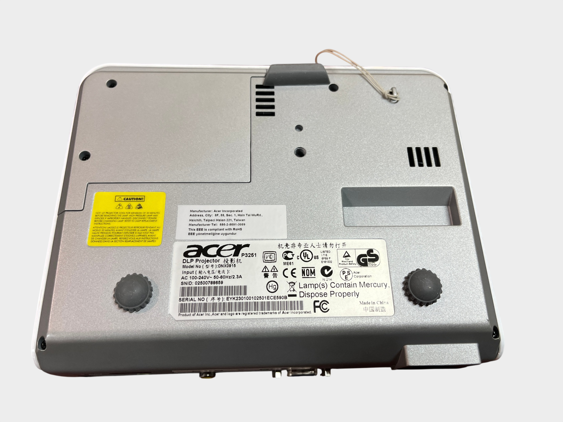 Acer P3251 DLP Beamer Projektor WXGA HDMI VGA USB Tasche 2100 ANSI