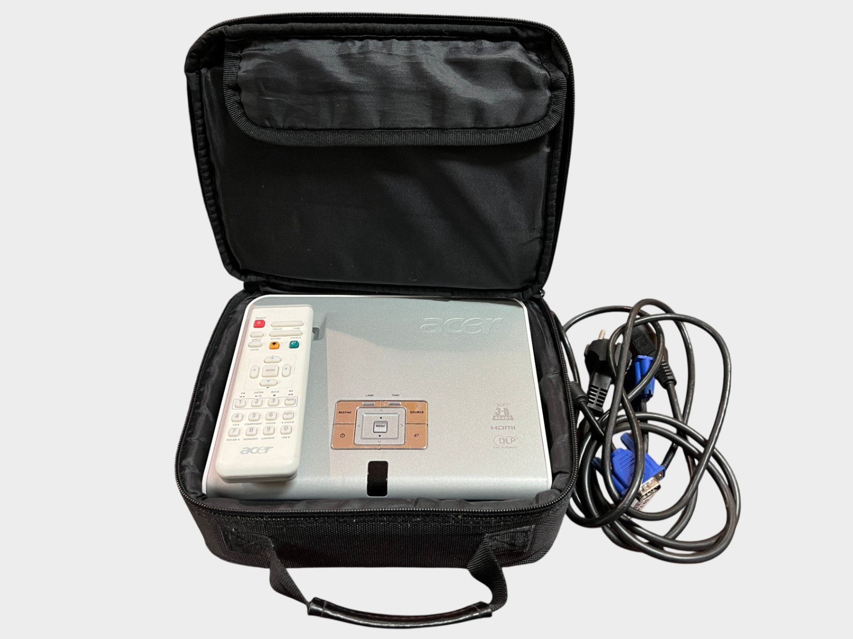 Acer P3251 DLP Beamer Projektor WXGA HDMI VGA USB Tasche 2100 ANSI