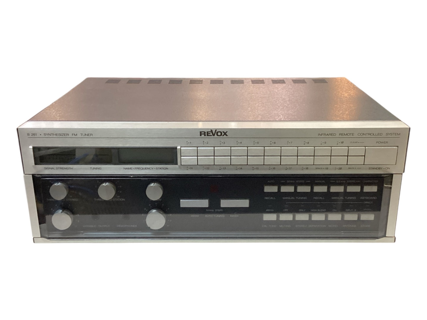 ReVox B261 Synthesizer FM Tuner HighEnd Silber Vintage getestet voll funktionsfähig