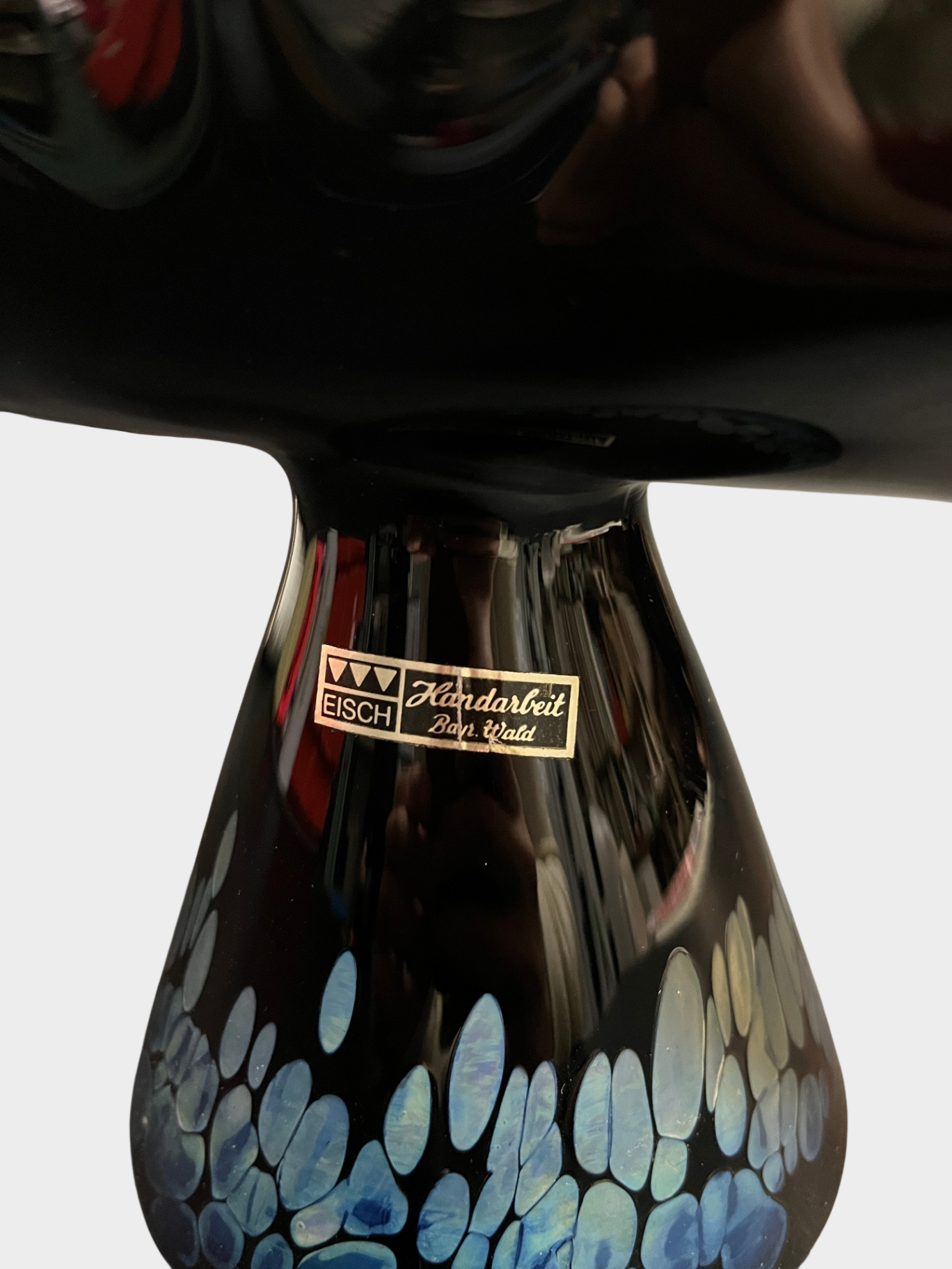Eisch Studioglas Vase Muschelform Handarbeit irisierend signiert
