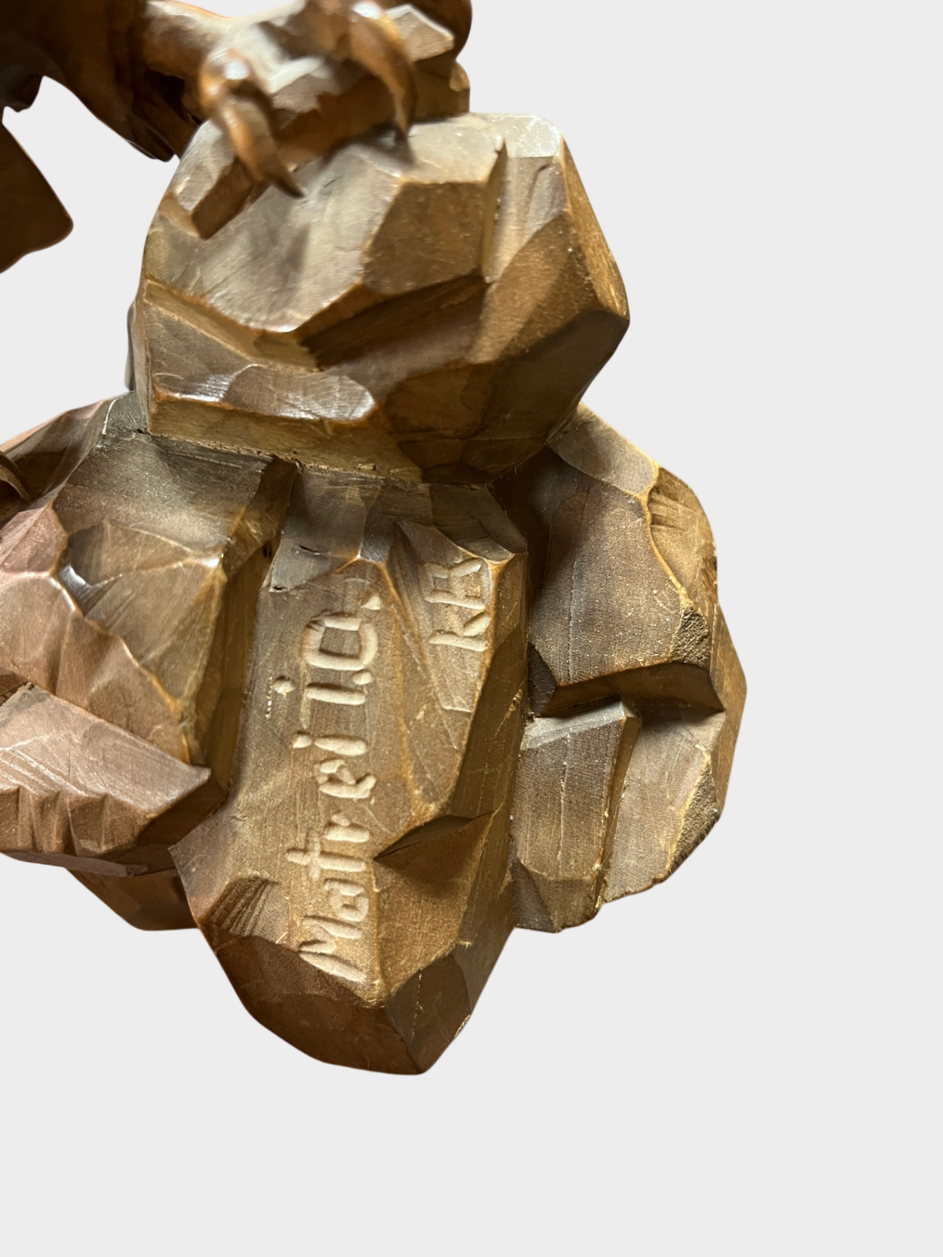 Handgeschnitzte Holzfigur Adler Felsen signiert Matrei Osttirol 21 cm