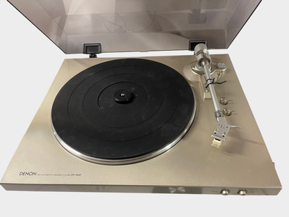 Denon DP-300F Vollautomatischer Plattenspieler in Silber/Champagner mit Anleitung