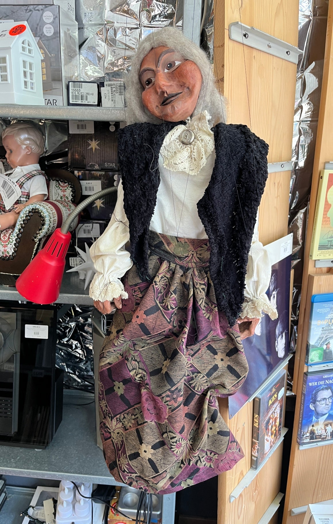 Marionette alte Frau Holz Kopf Stoffpuppe Theaterpuppe 70 cm