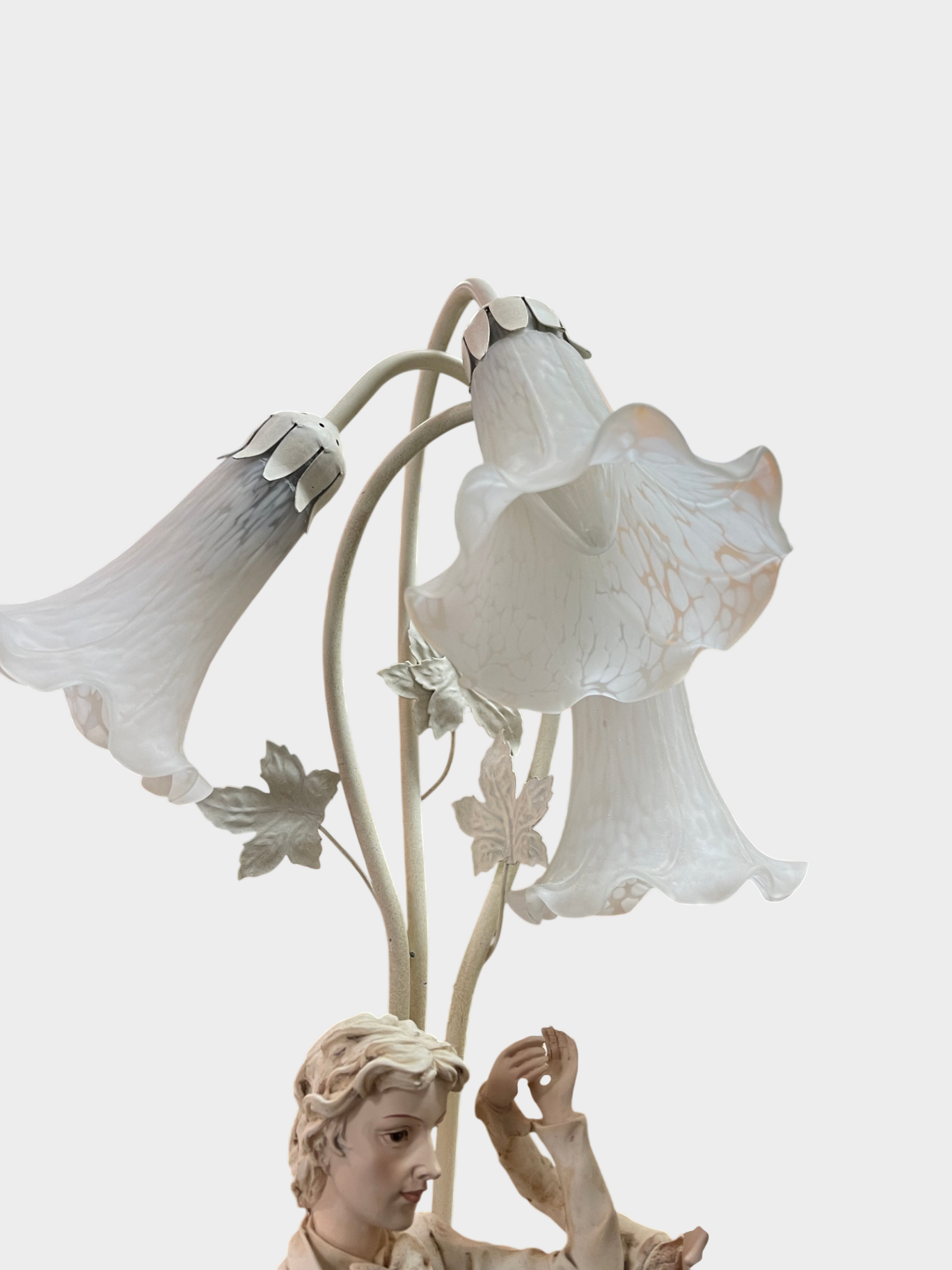 Jugendstil Design Stehlampe mit tanzenden Figuren und -Glasschirmen leicht beschädigt