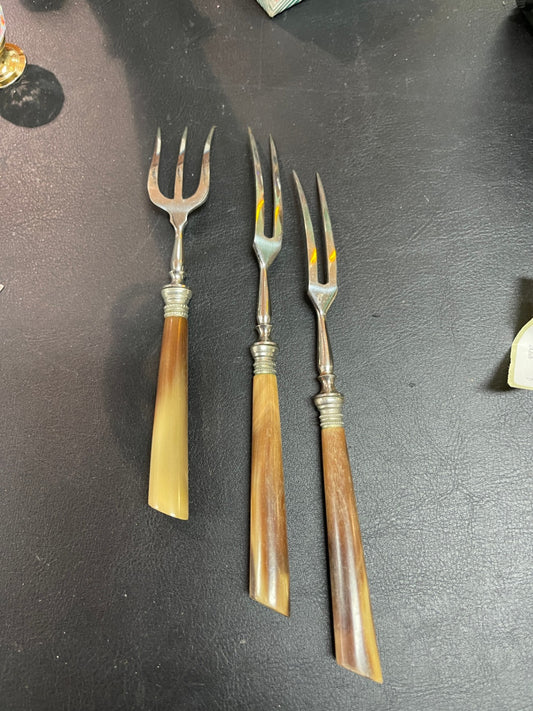 3 Fleischgabeln Horngriff Tranchiergabeln Set vintage Metall Horn