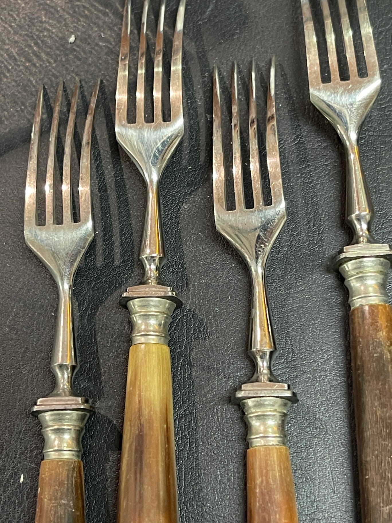 4 Gabeln Horngriff Besteck Set vintage Metall Horn