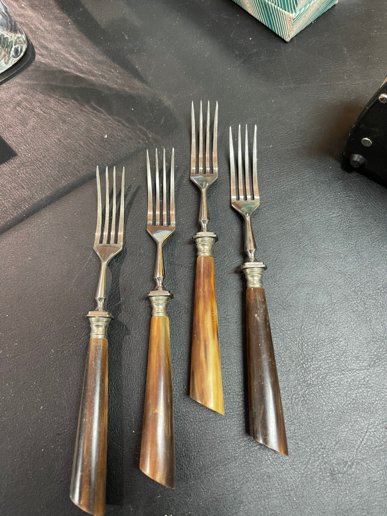 4 Gabeln Horngriff Besteck Set vintage Metall Horn