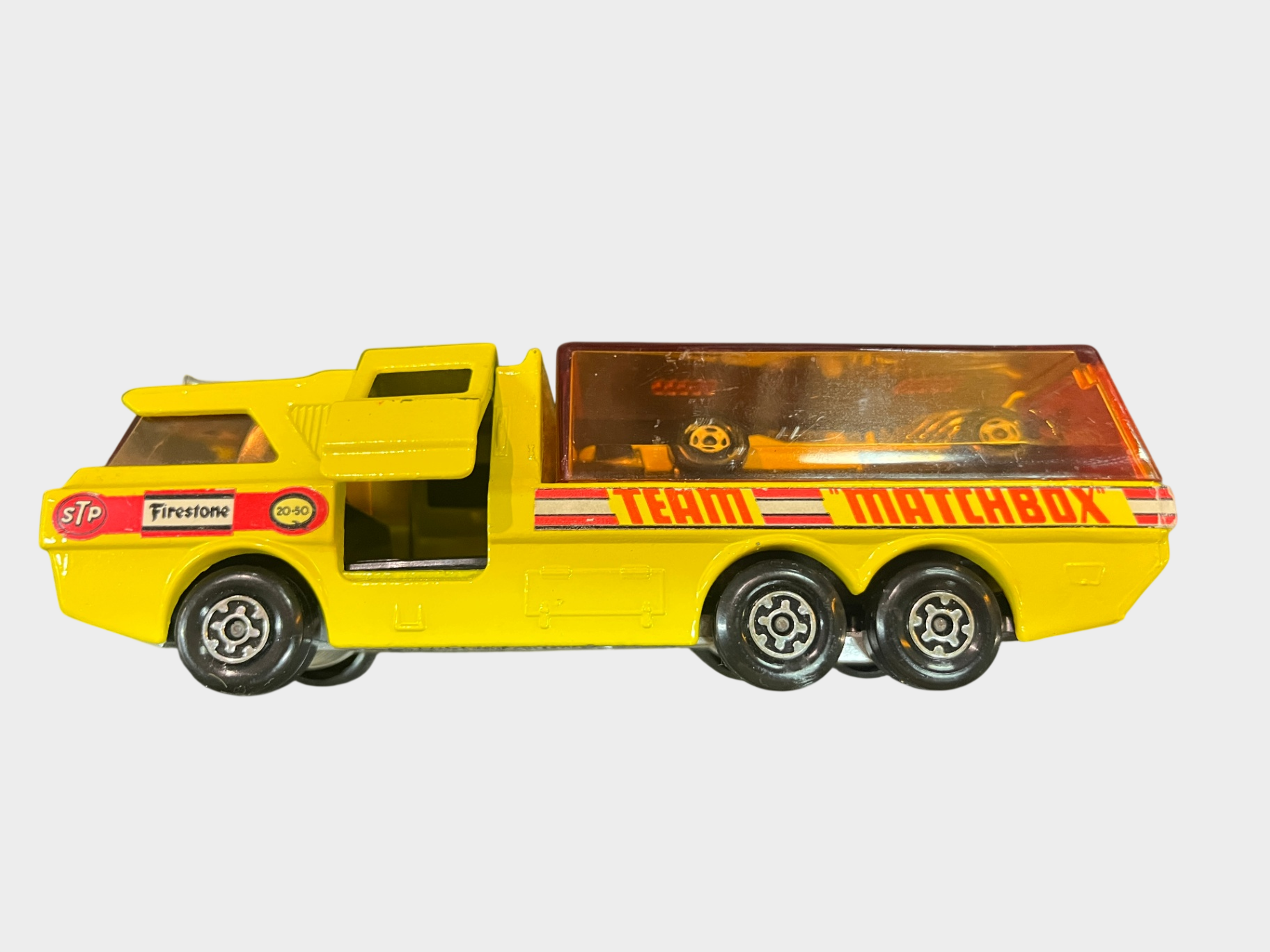 Matchbox Super Kings K-7 Racing Car Transporter Rennwagen