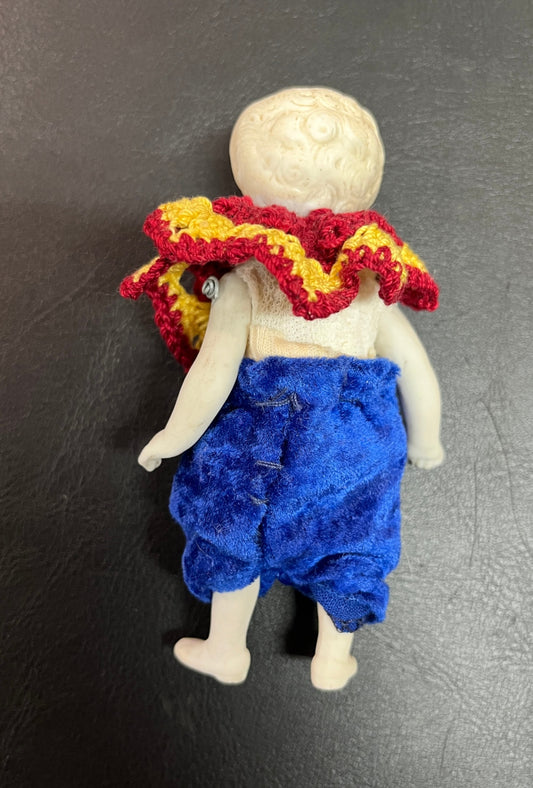 Miniatur Biskuitporzellan Puppe 11 cm Vollporzellan Kleidung