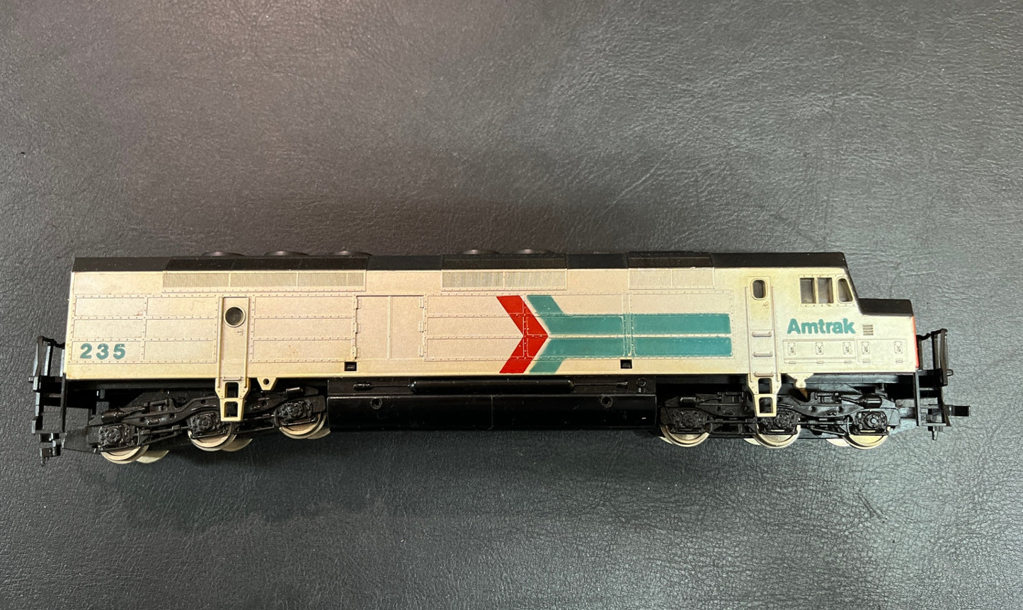 Mehano H0 Diesellok Amtrak 235 Analog Gleichstrom 1:87