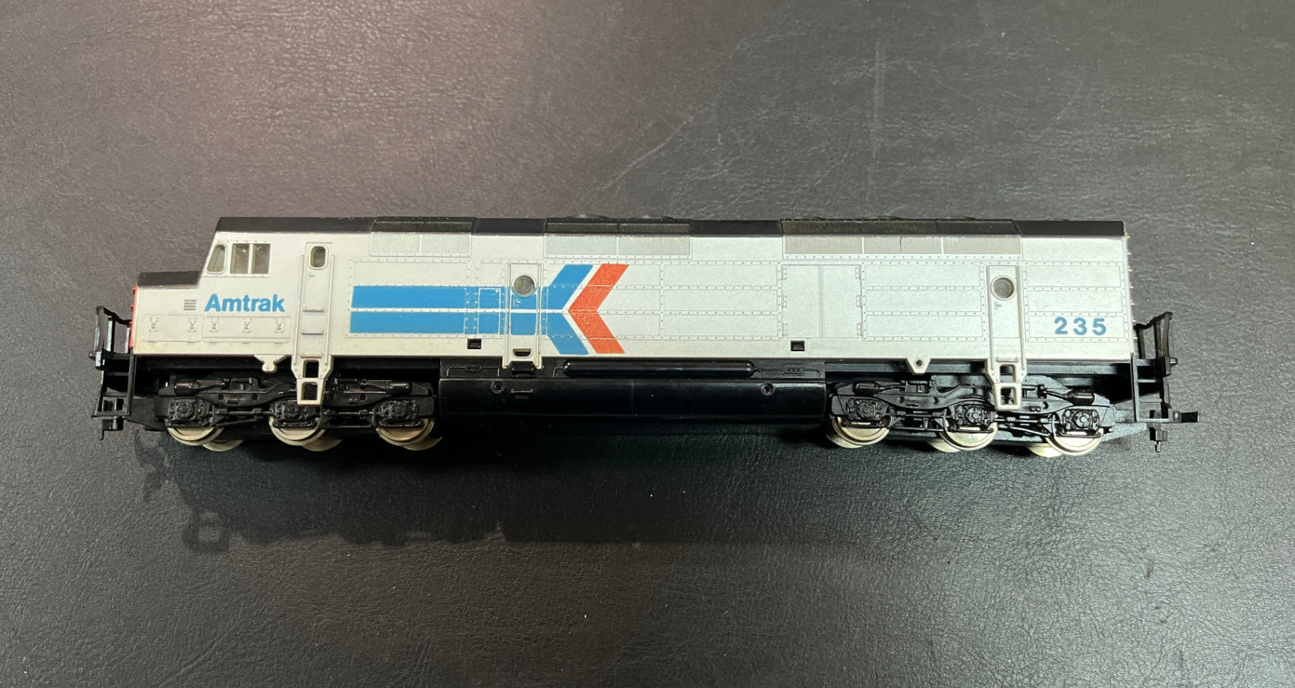 Mehano H0 Diesellok Amtrak 235 Analog Gleichstrom 1:87