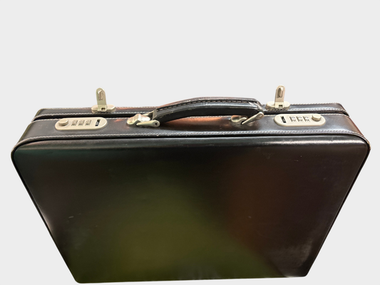 Vintage Aktenkoffer / Pilotenkoffer Schwarz – Zahlenschlösser – Sehr guter Zustand