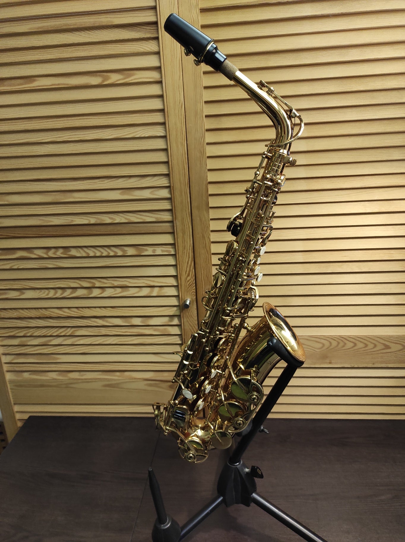 Mikado Alt Saxophon Goldlack spielbereit mit Tasche & Zubehör