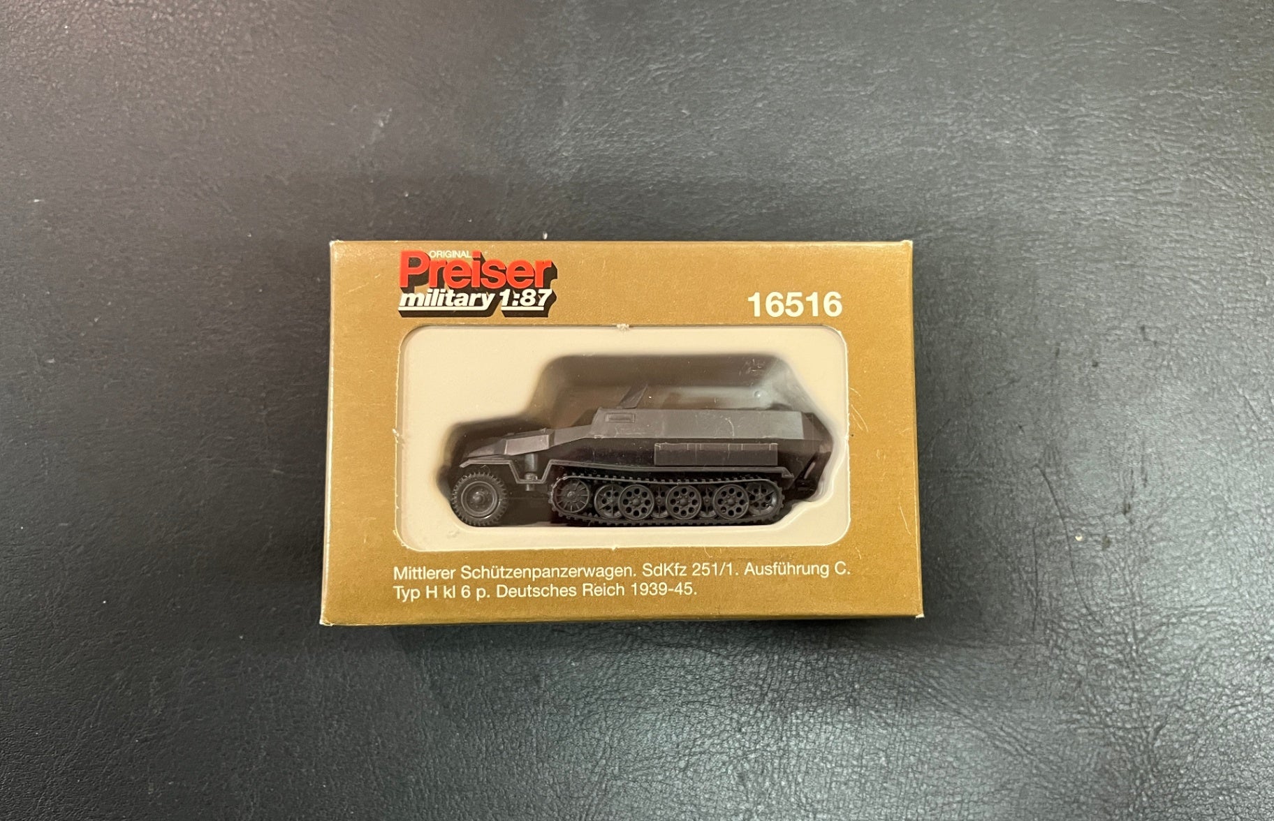 Preiser military 1:87 SdKfz 251/1 Ausf. C Halbkettenfahrzeug OVP