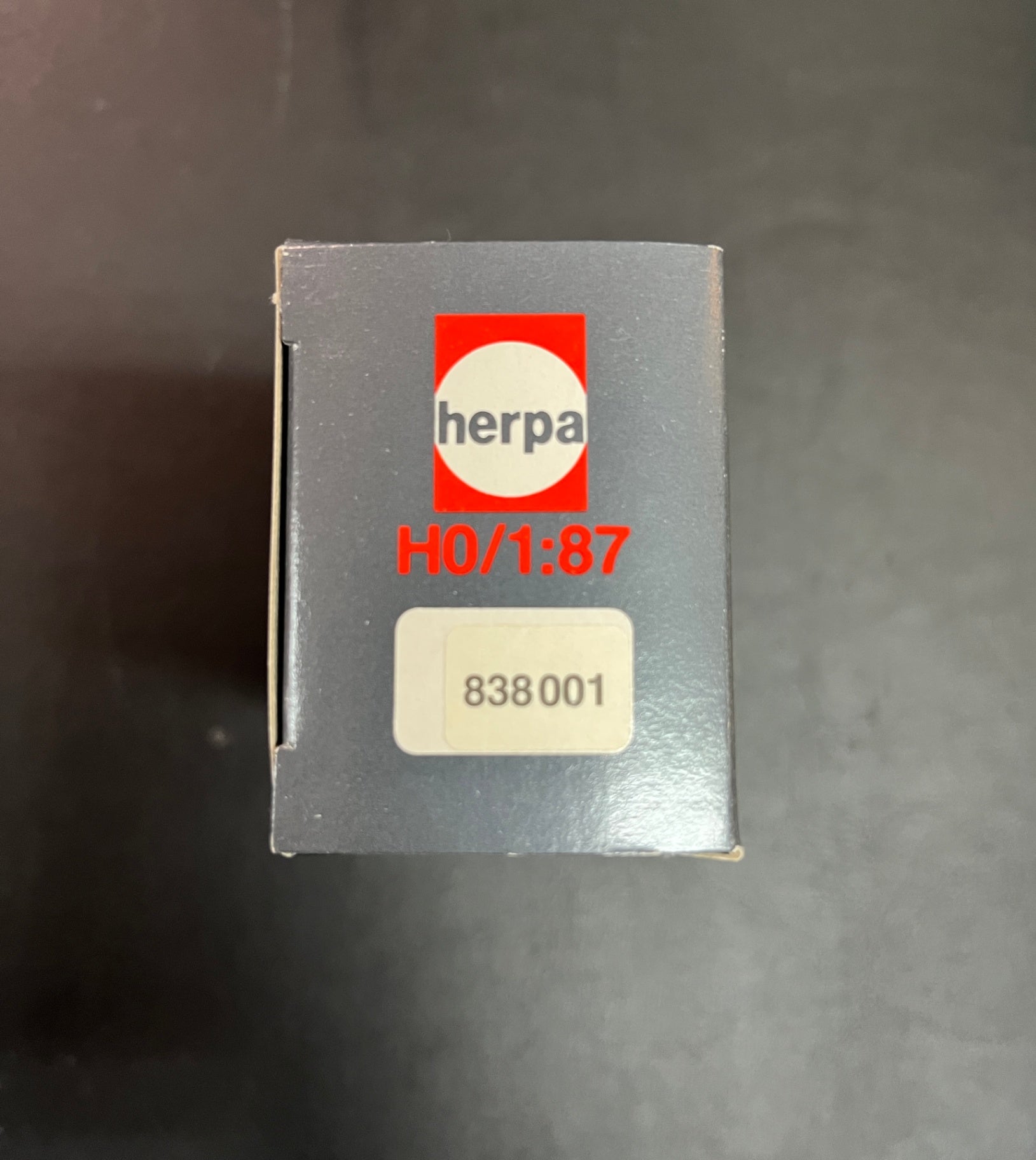 Herpa Volvo F12 Solozugmaschine 858 001 1:87 OVP