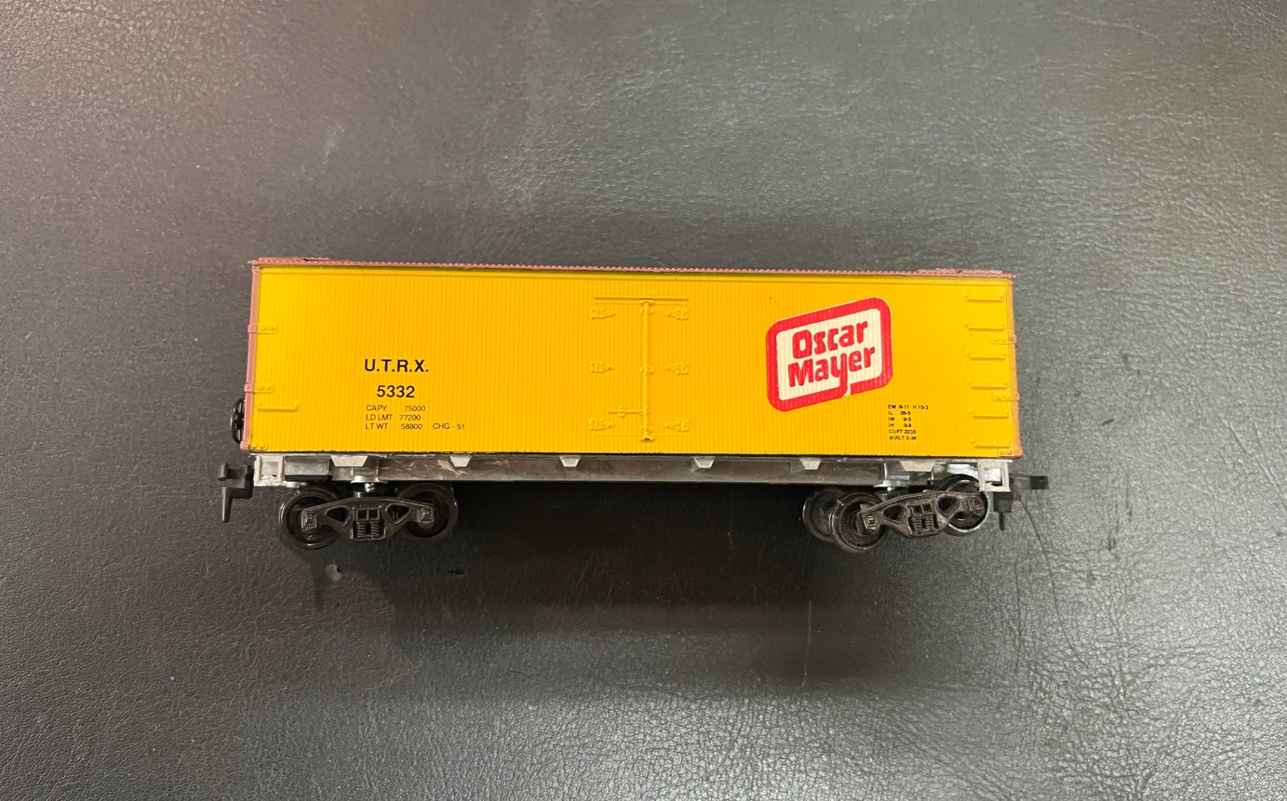 H0 US Kühlwagen Oscar Mayer UTRX 5332 gelb Modellbahn