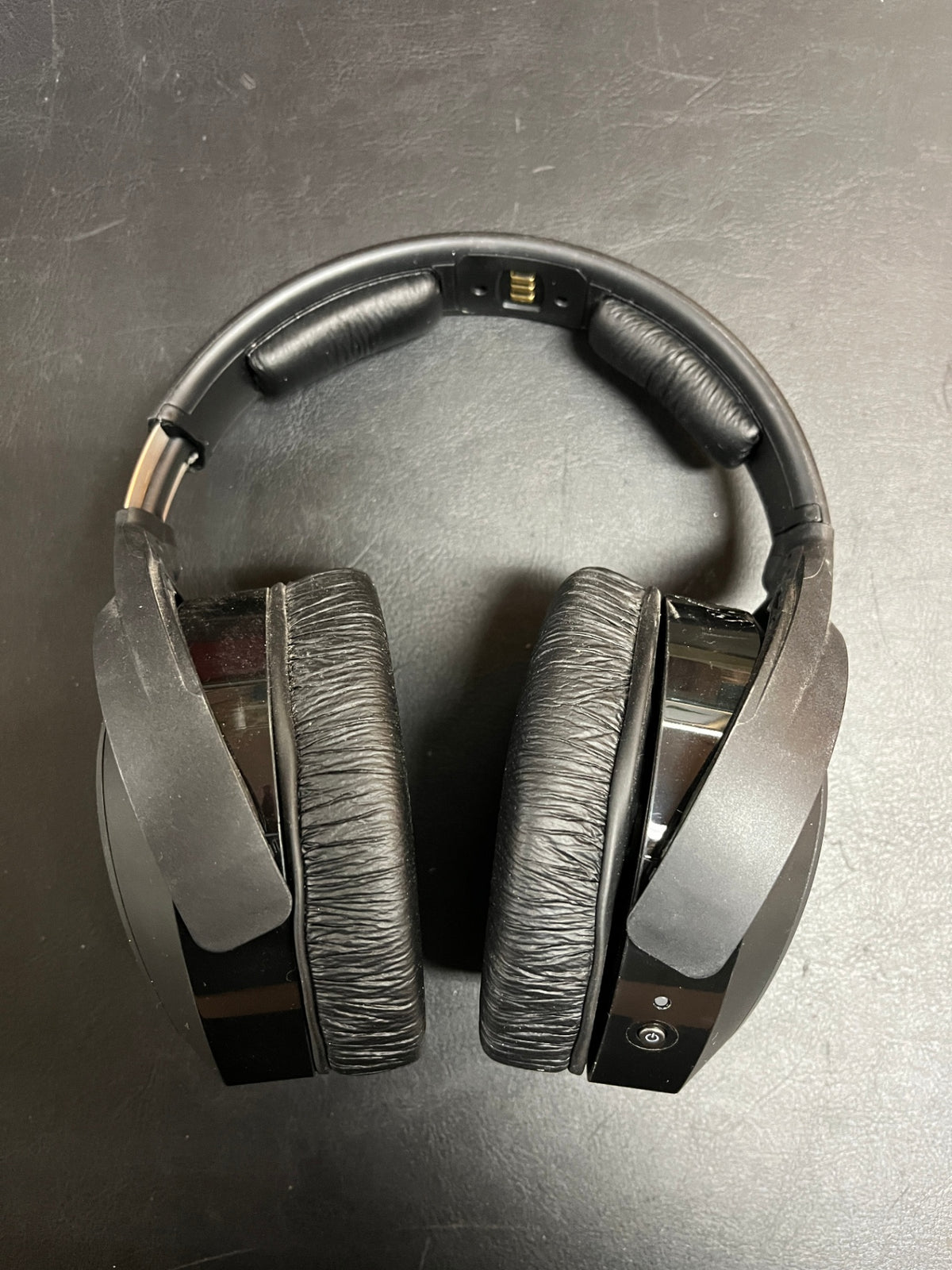 Sennheiser RS 175 Digital Funkkopfhörer TV Kopfhörer + Ladestation geprüft