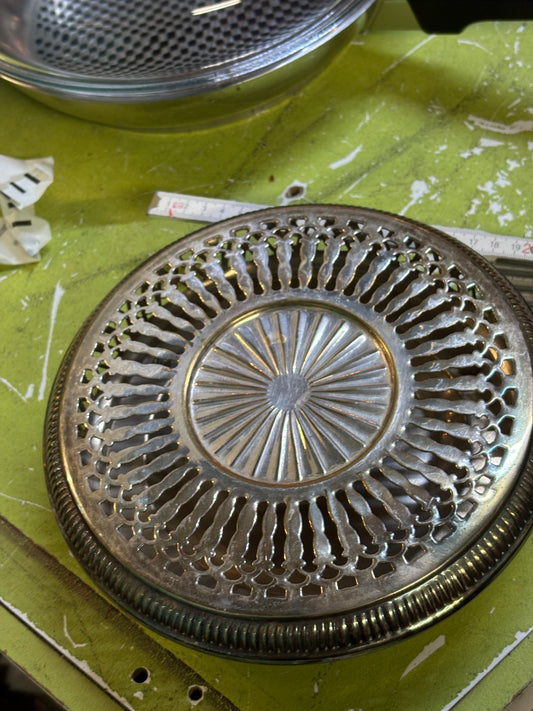 Versilberter Untersetzer Schale 23 cm Durchbruchdekor gebraucht