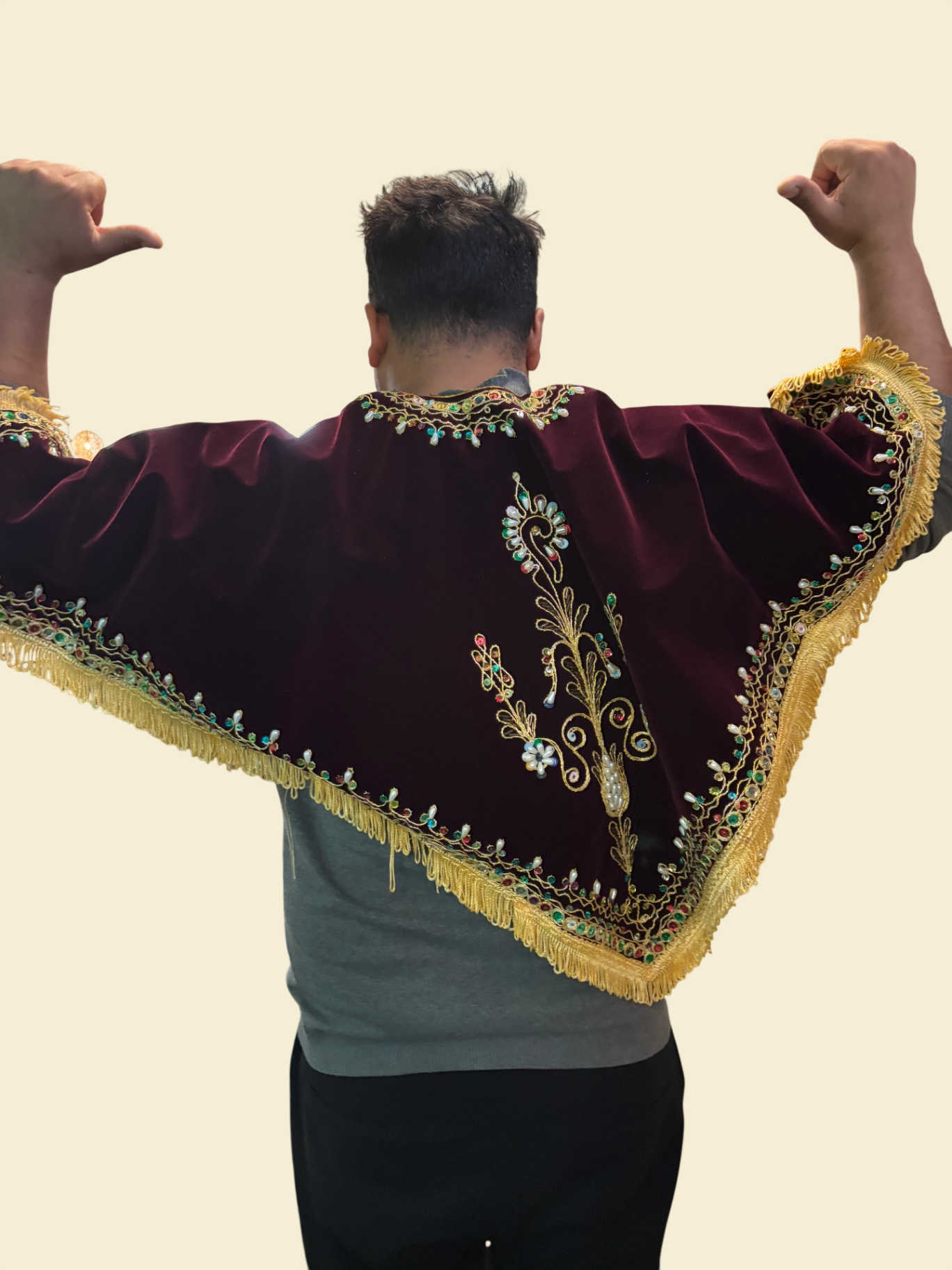Bestickter Umhang Poncho Fransen weinrot Zierstickerei