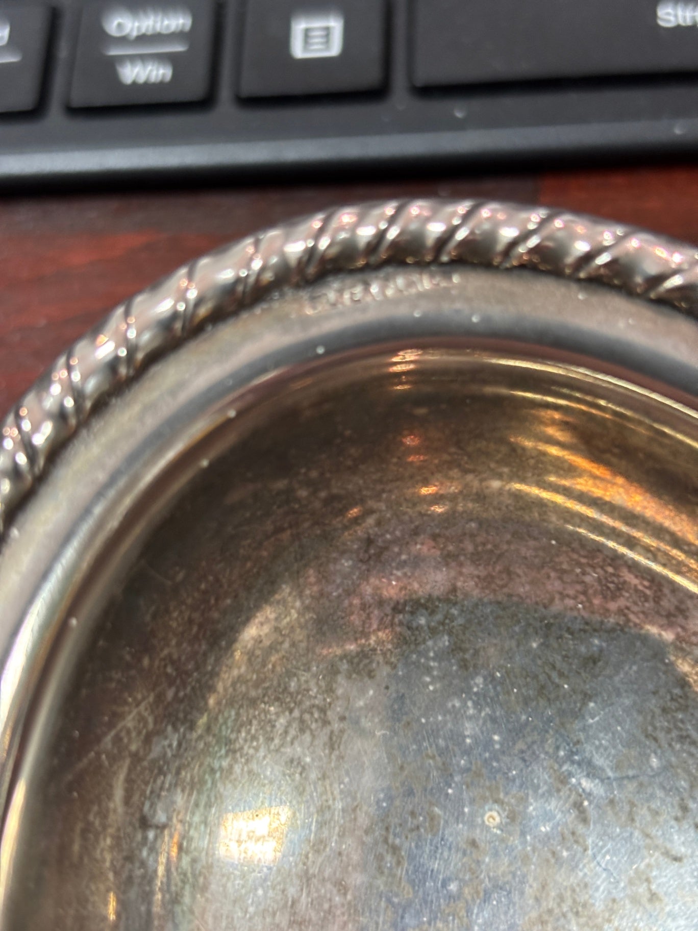 Versilberte Schale auf 4 Füßen Ø ca. 11 cm angelaufen