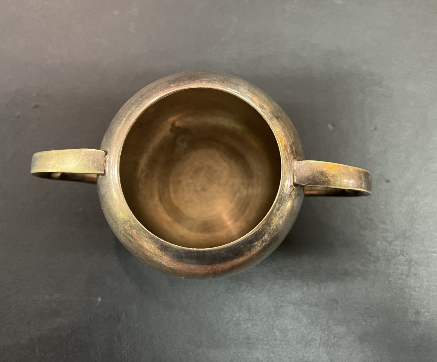 Kleines Deckelgefäß Metall silberfarben mit 2 Henkeln ca.  9 cm