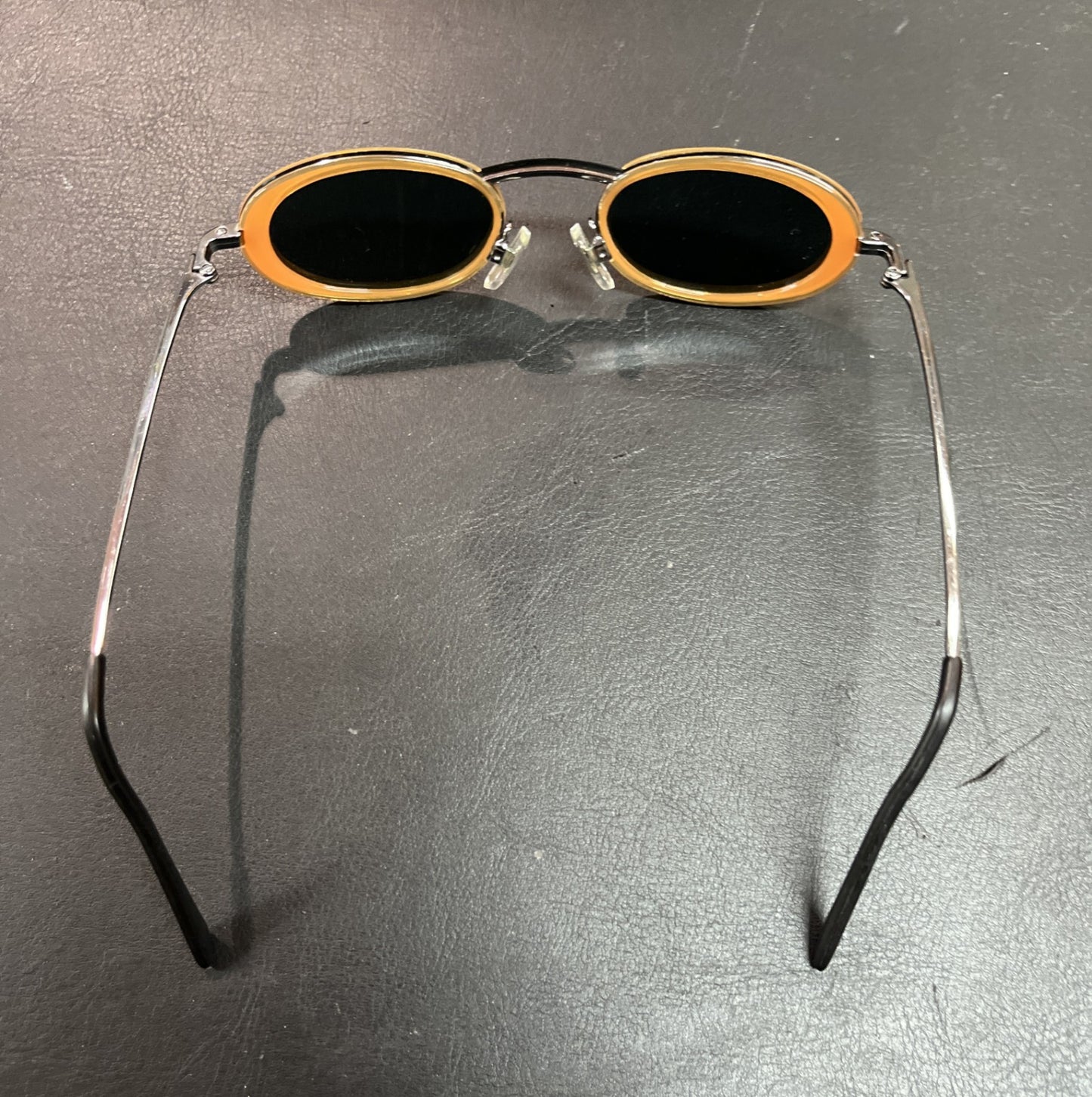 Vintage Sonnenbrille Oval Schwarz Orange Retro Brille Metallfassung