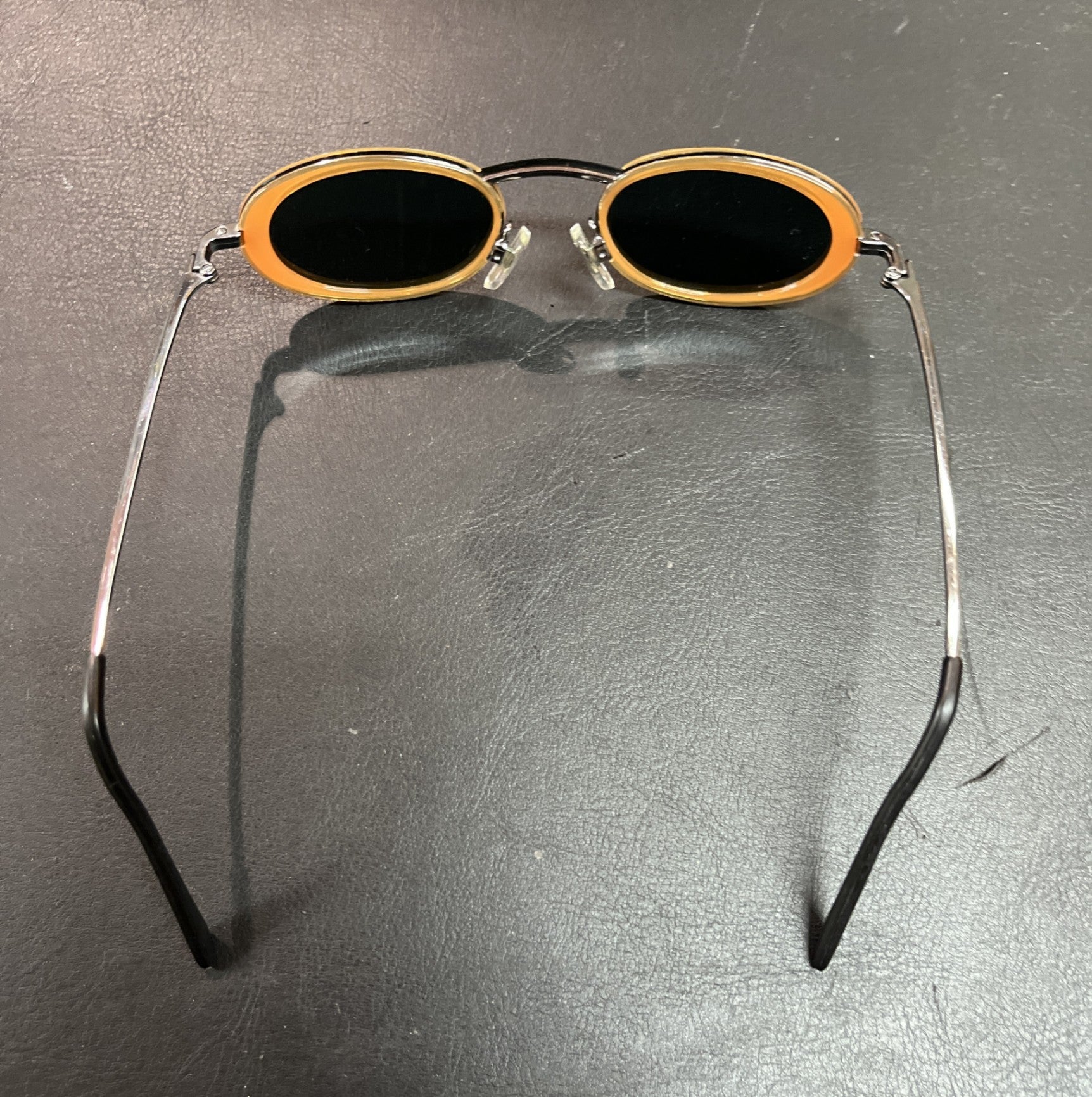 Vintage Sonnenbrille Oval Schwarz Orange Retro Brille Metallfassung