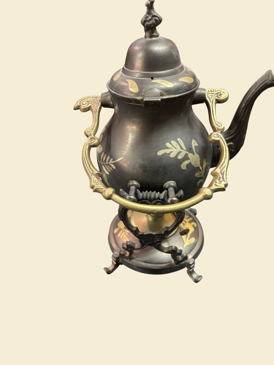 Historistische Kaffee- oder Teekanne mit Spiritusbrenner Rechaud Metall ca. 27 cm