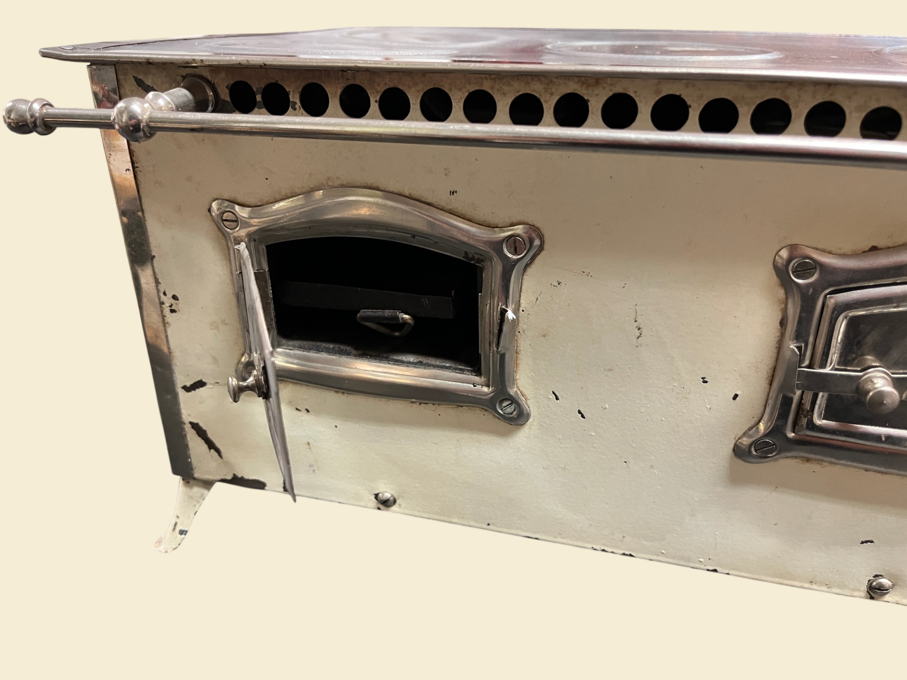 Omega Nr 136 elektrischer Kinderherd Puppenherd Metall Deko