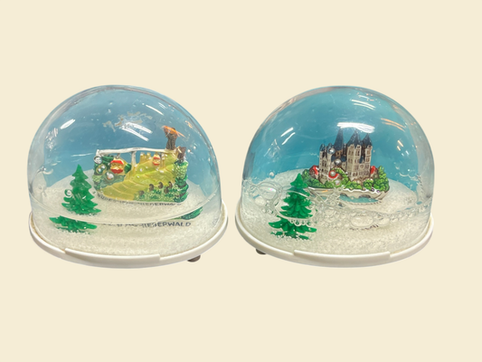 2 Schneekugeln Rüdesheim Niederwald Souvenir Kunststoff klein