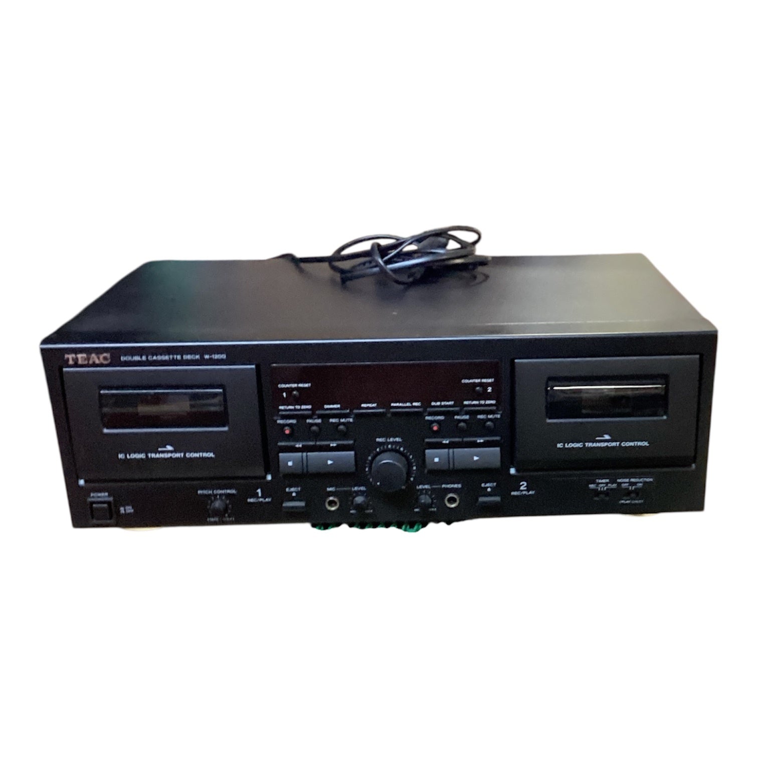 TEAC W-1200 Doppel-Kassettendeck USB mit Bedienungsanleitung getestet